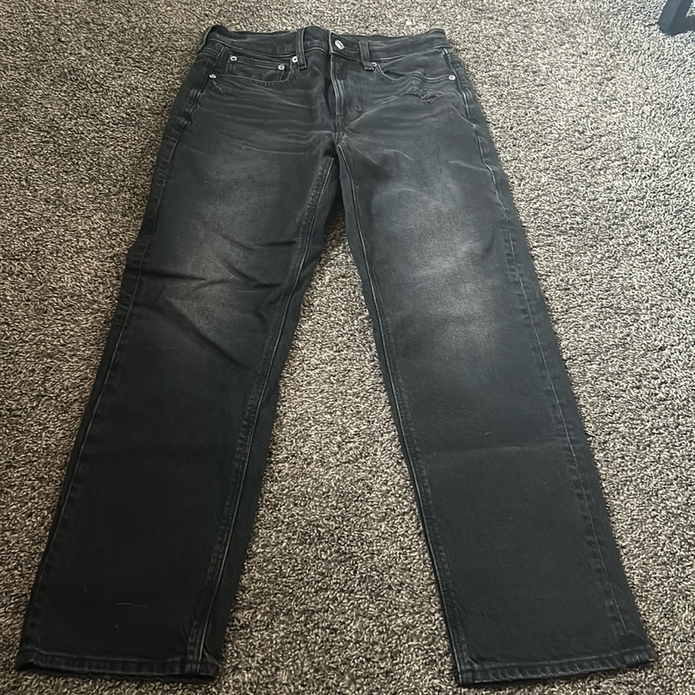 American eagle size 6 super high rise ankle straight. Never worn or washed